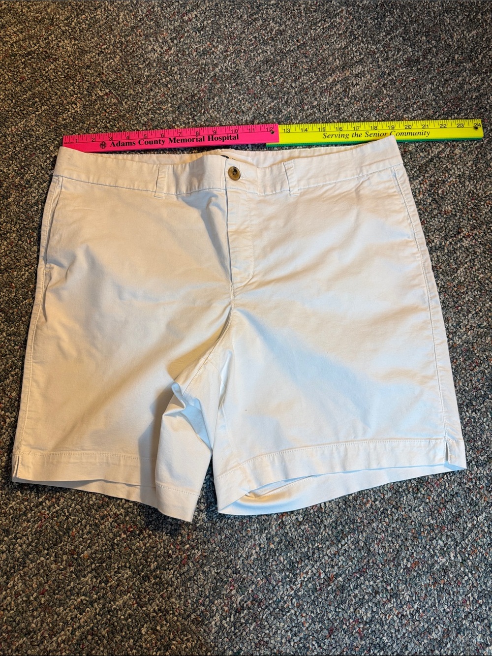 Old Navy Classic Wmn’s White Cotton Shorts